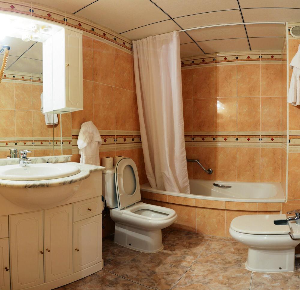 Apartamentos Imperial Salou Exterior photo